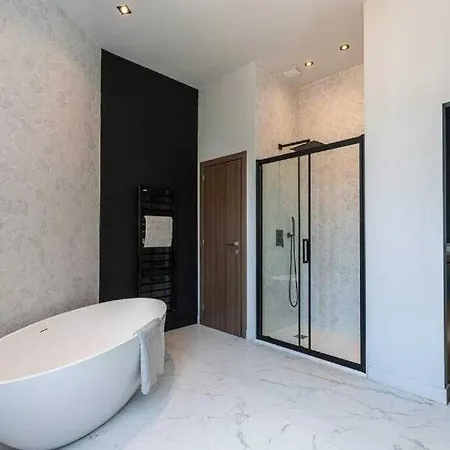 Luxurious With Indoor Pool 3br 6p - 225m2 - Cap Ferrat * Saint-Jean-Cap-Ferrat