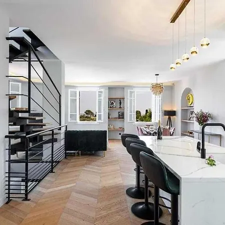Luxurious With Indoor Pool 3br 6p - 225m2 - Cap Ferrat *