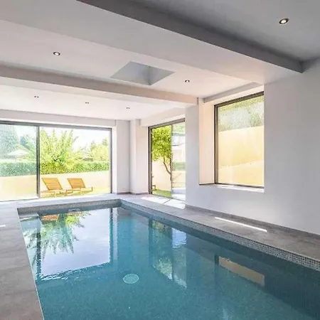 Luxurious With Indoor Pool 3br 6p - 225m2 - Cap Ferrat