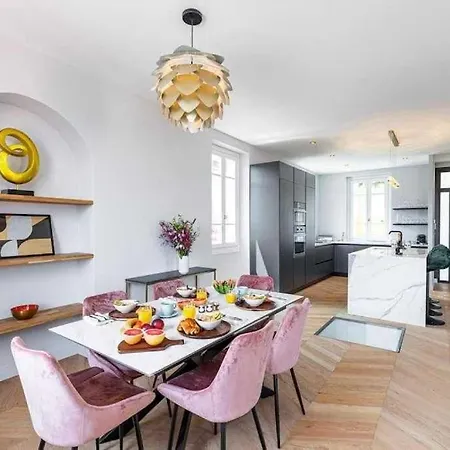 Villa Luxurious With Indoor Pool 3br 6p - 225m2 - Cap Ferrat